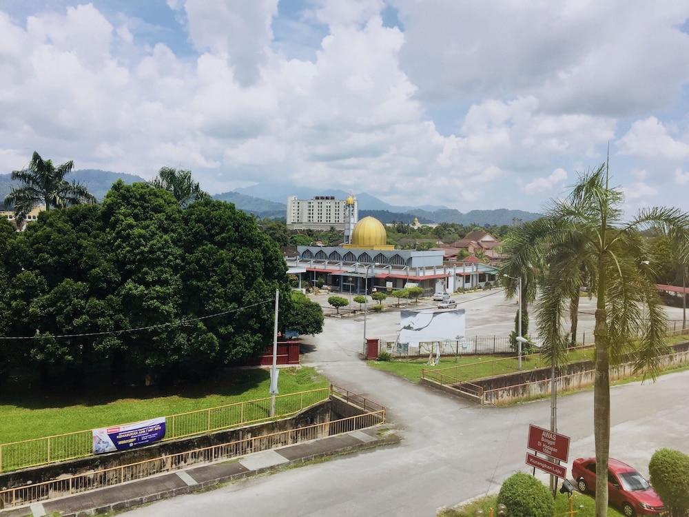 Legend Inn Taiping Exterior photo